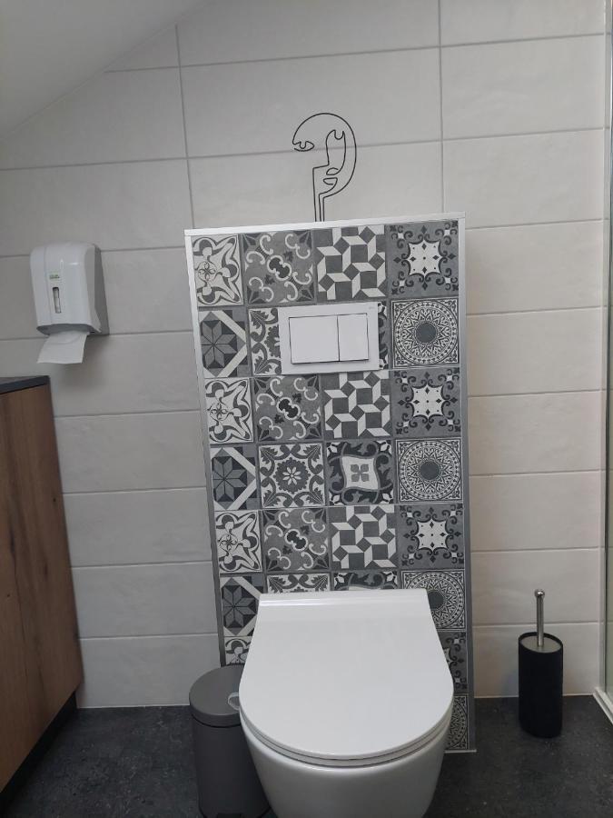 Comfort Suites 大戈里察 外观 照片